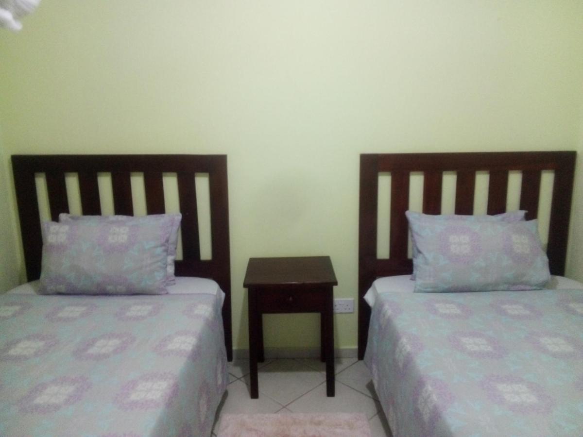 ליבינגסטון Gloria'S Bed And Breakfast מראה חיצוני תמונה