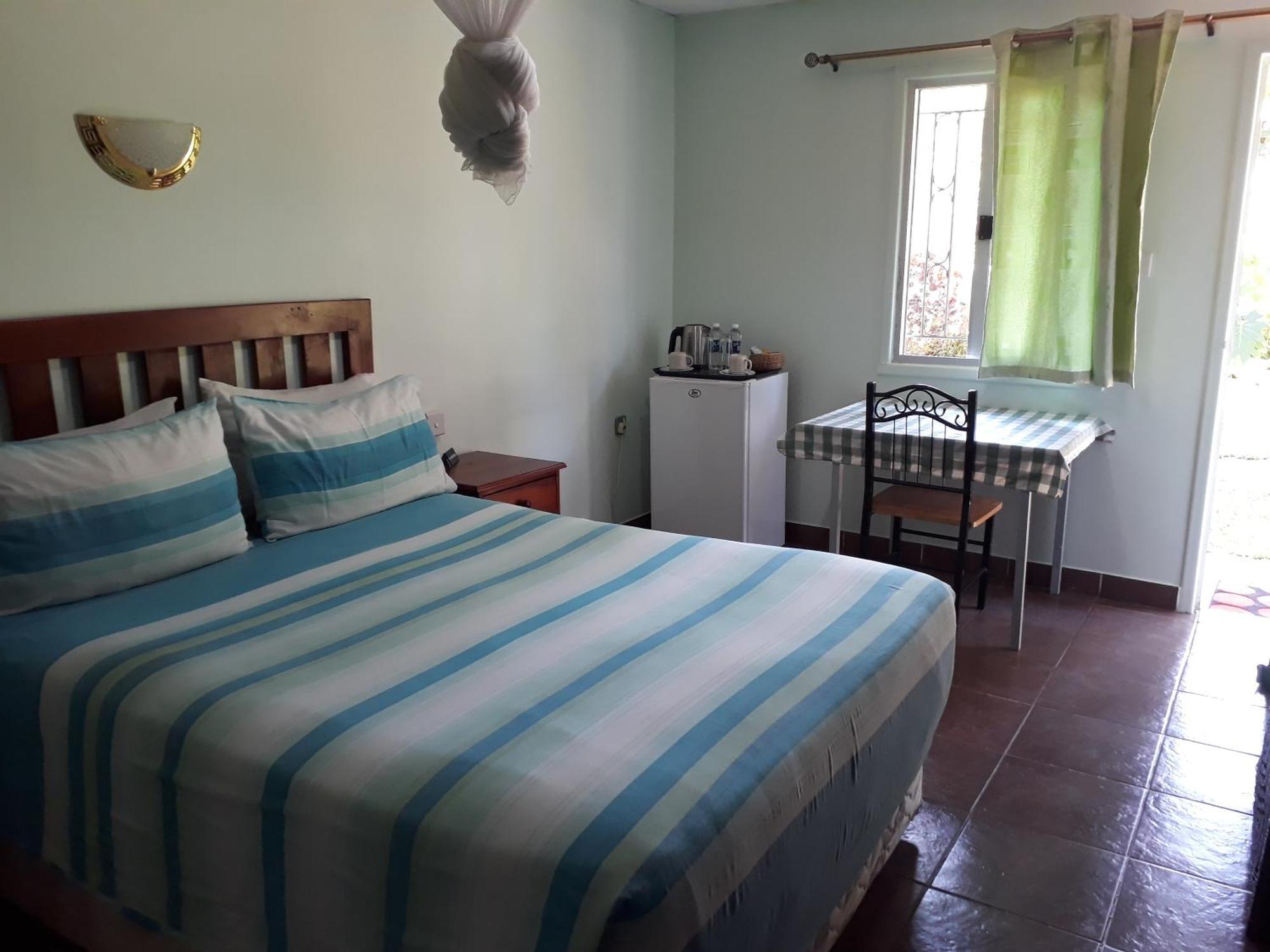 ליבינגסטון Gloria'S Bed And Breakfast מראה חיצוני תמונה