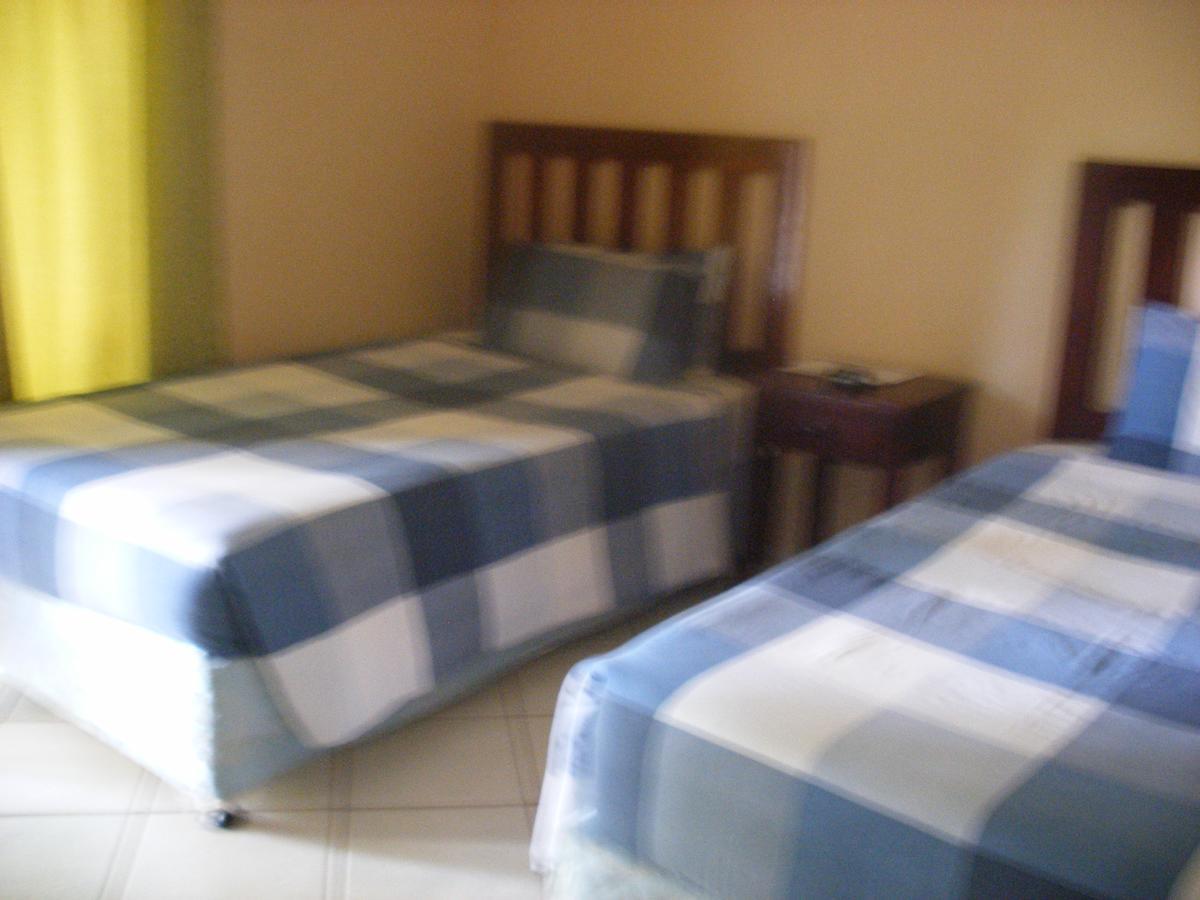 ליבינגסטון Gloria'S Bed And Breakfast מראה חיצוני תמונה