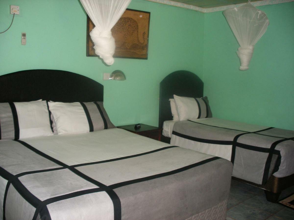 ליבינגסטון Gloria'S Bed And Breakfast מראה חיצוני תמונה